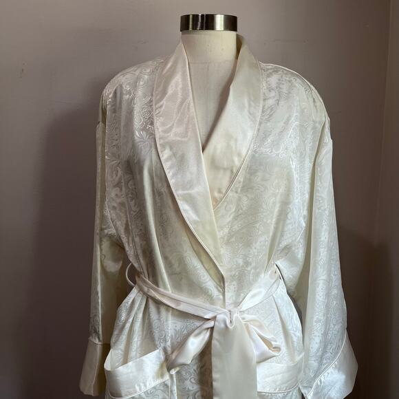 Victoria Secret Vintage Gold Label Ivory Deadstock Satin Long Belted Robe Sz M/L - Picture 4 of 11